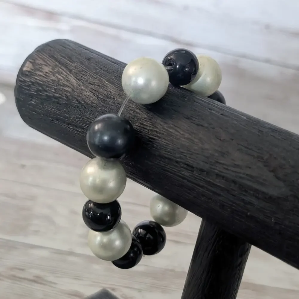 Vintage Stretch Bracelet Cream & Black Chunky - Condition Issues